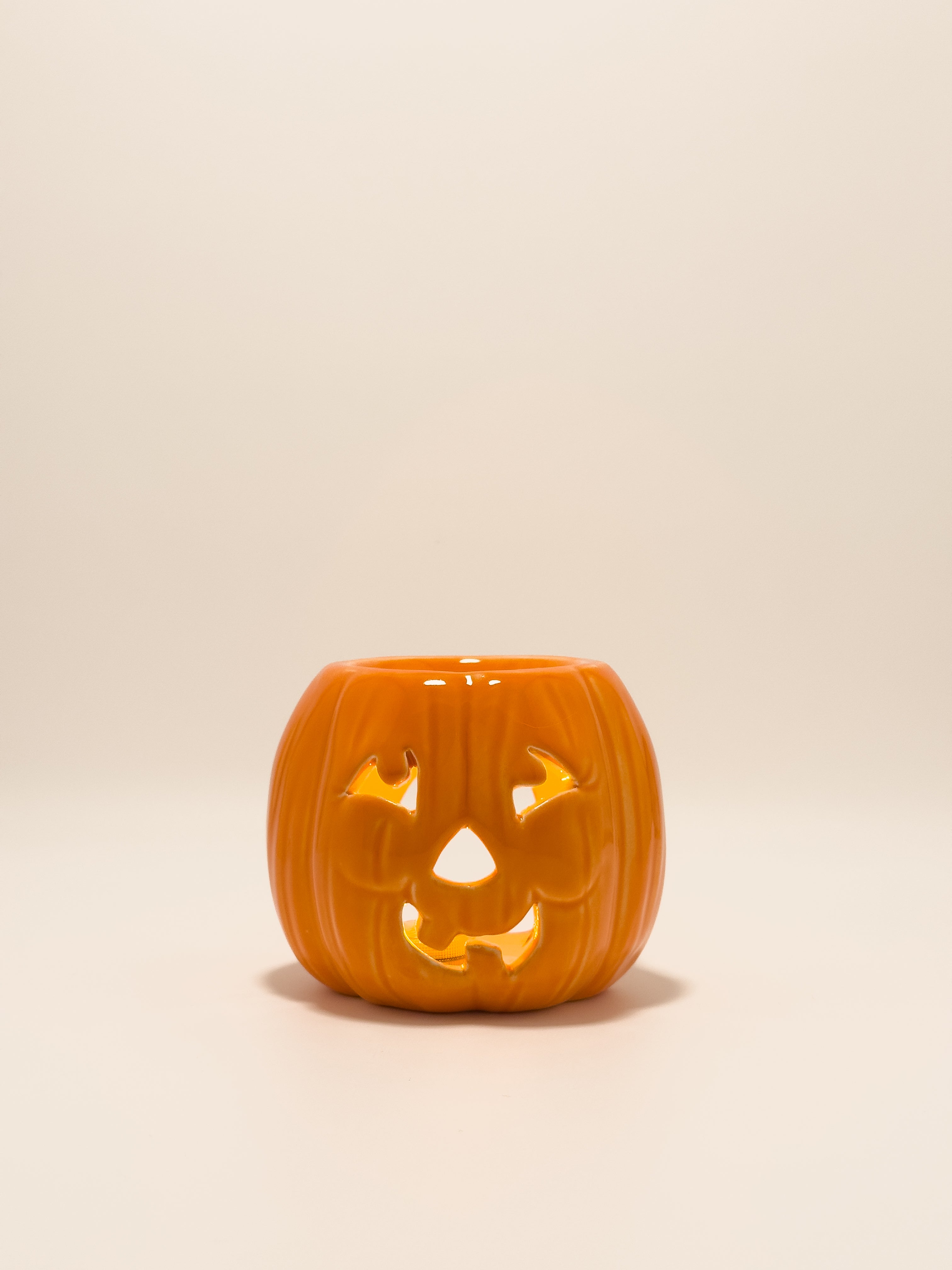 Jack-O-Lantern Wax Melter