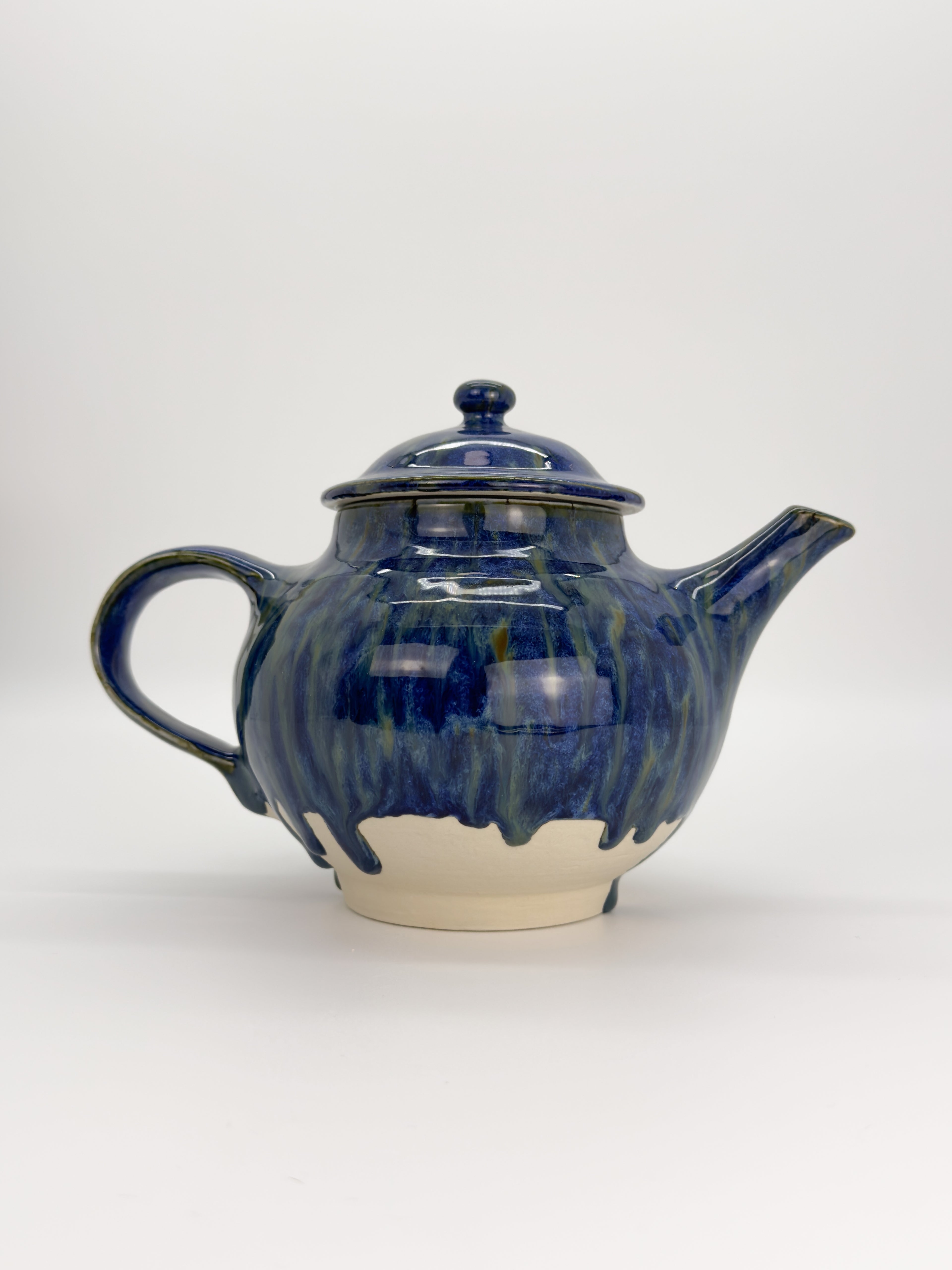 Running Waters Teapot