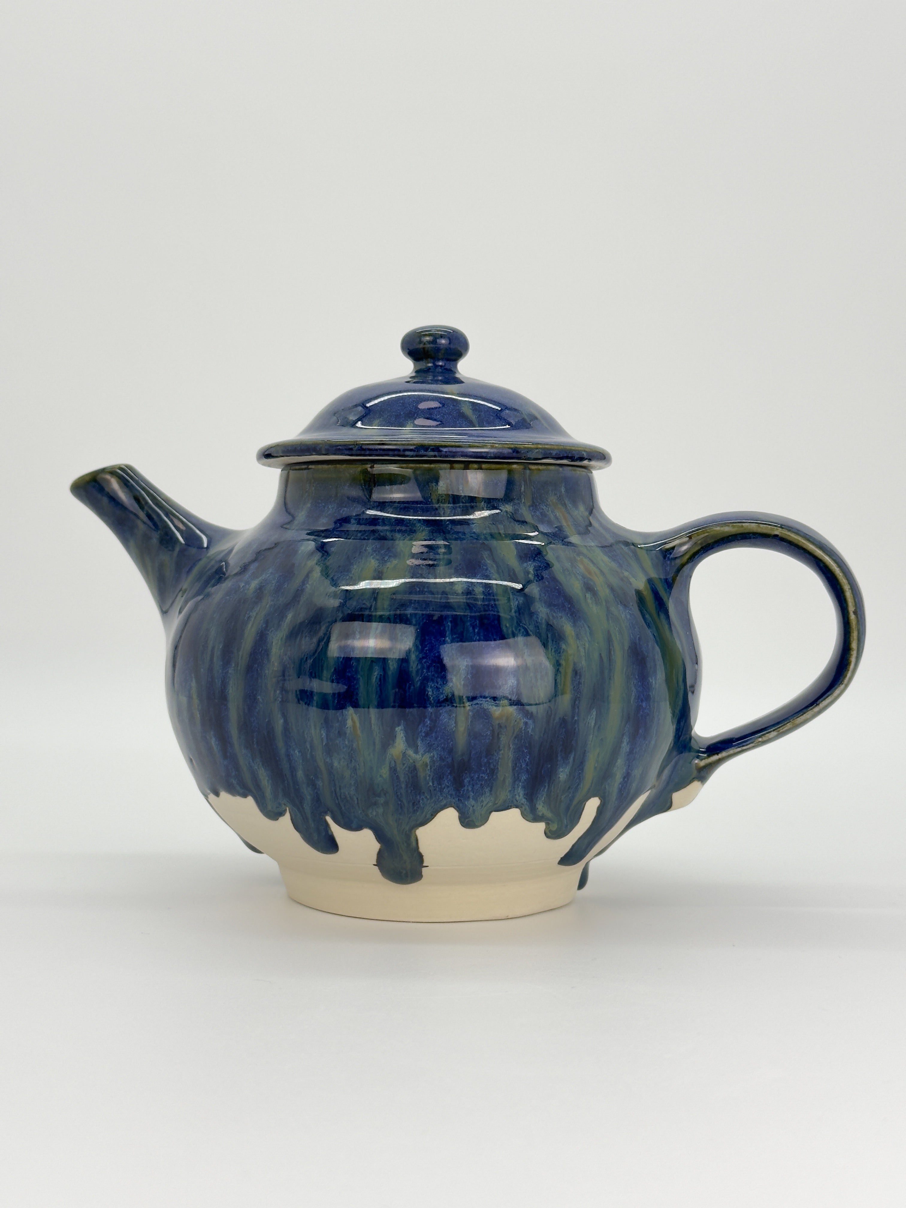 Running Waters Teapot