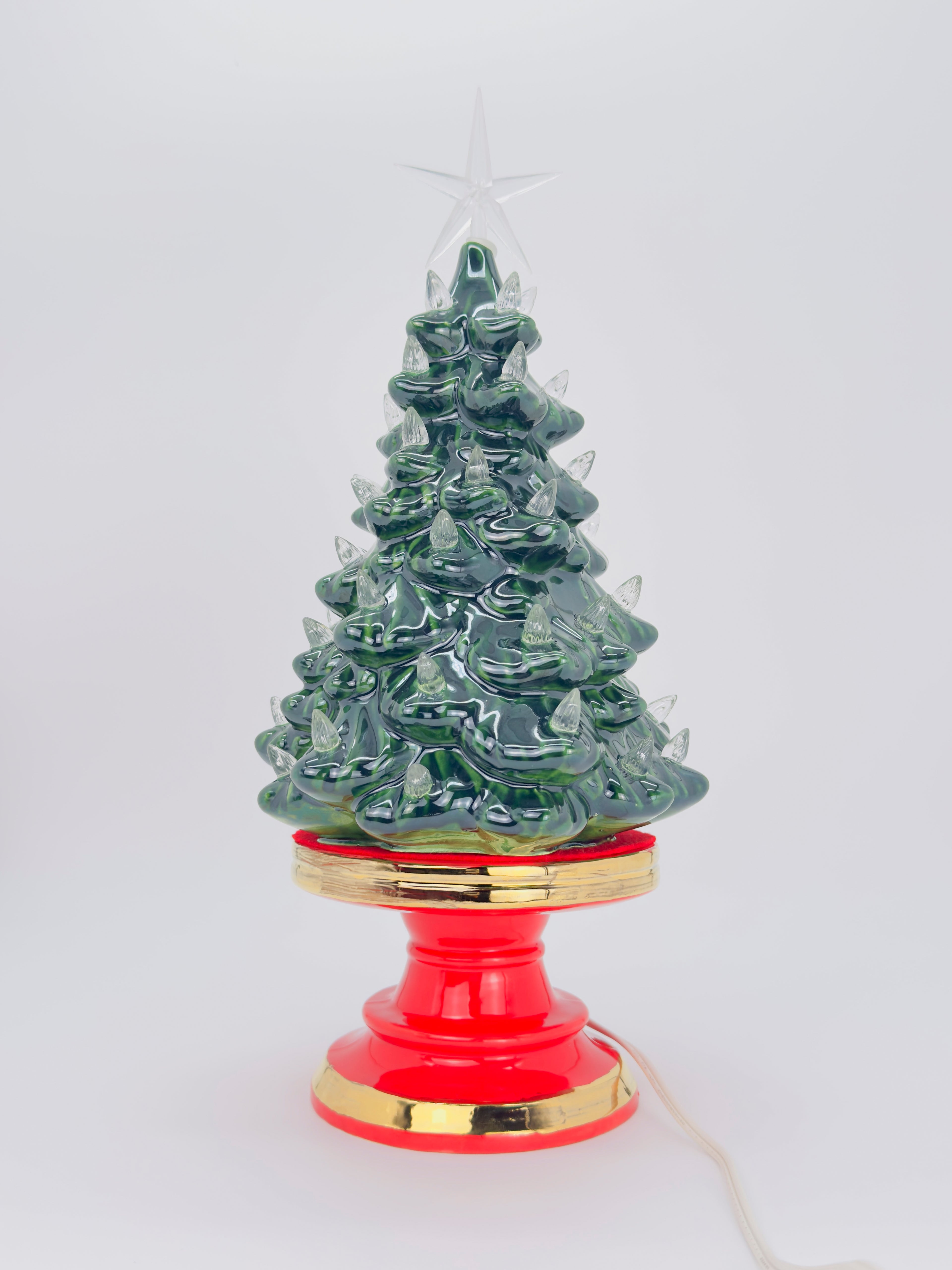 *Green Pedestal Tree Red Base Clear Light / Star
