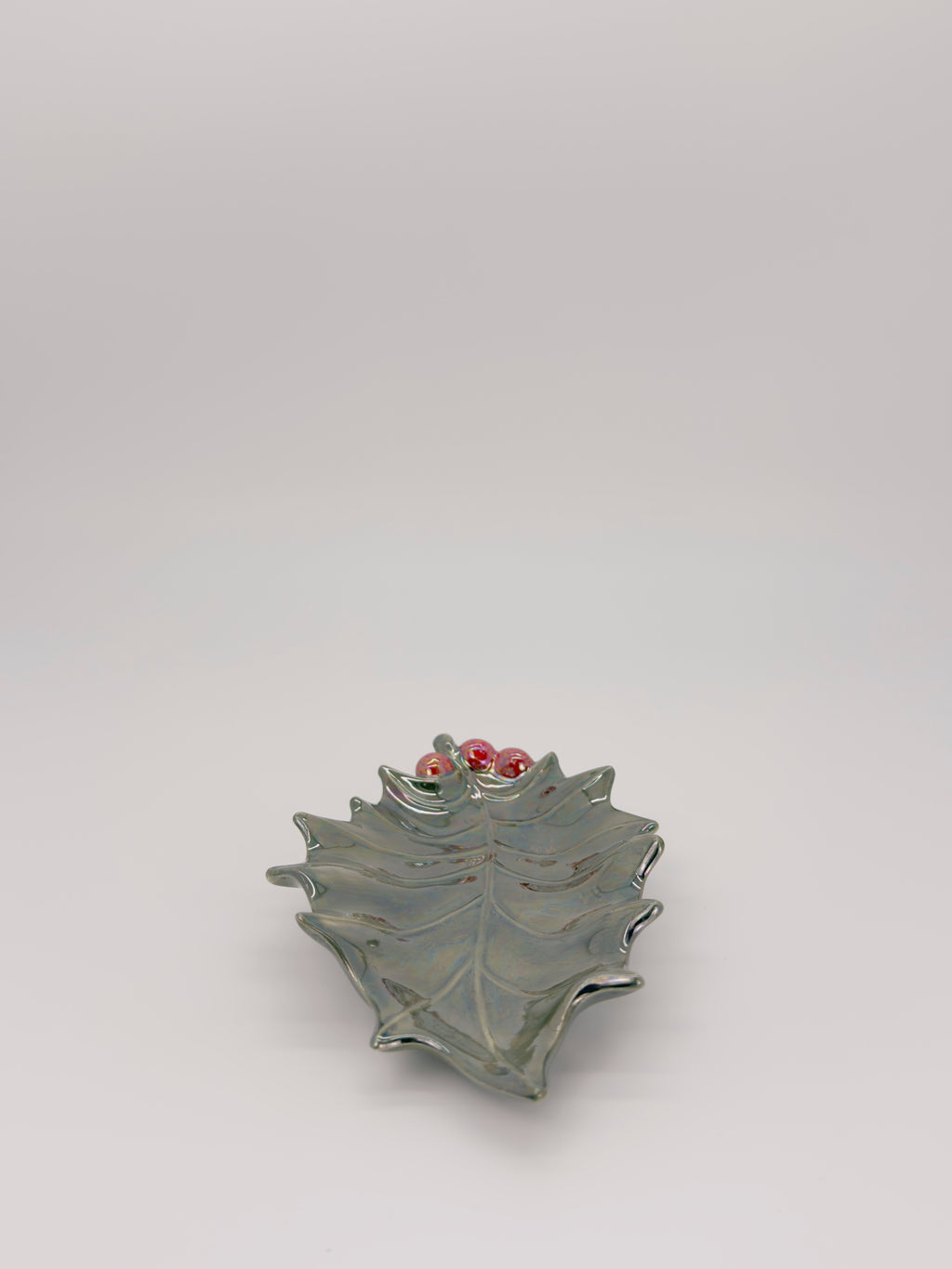 *Holly Leaf Dish