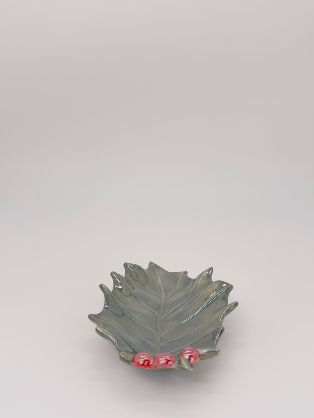 *Holly Leaf Dish
