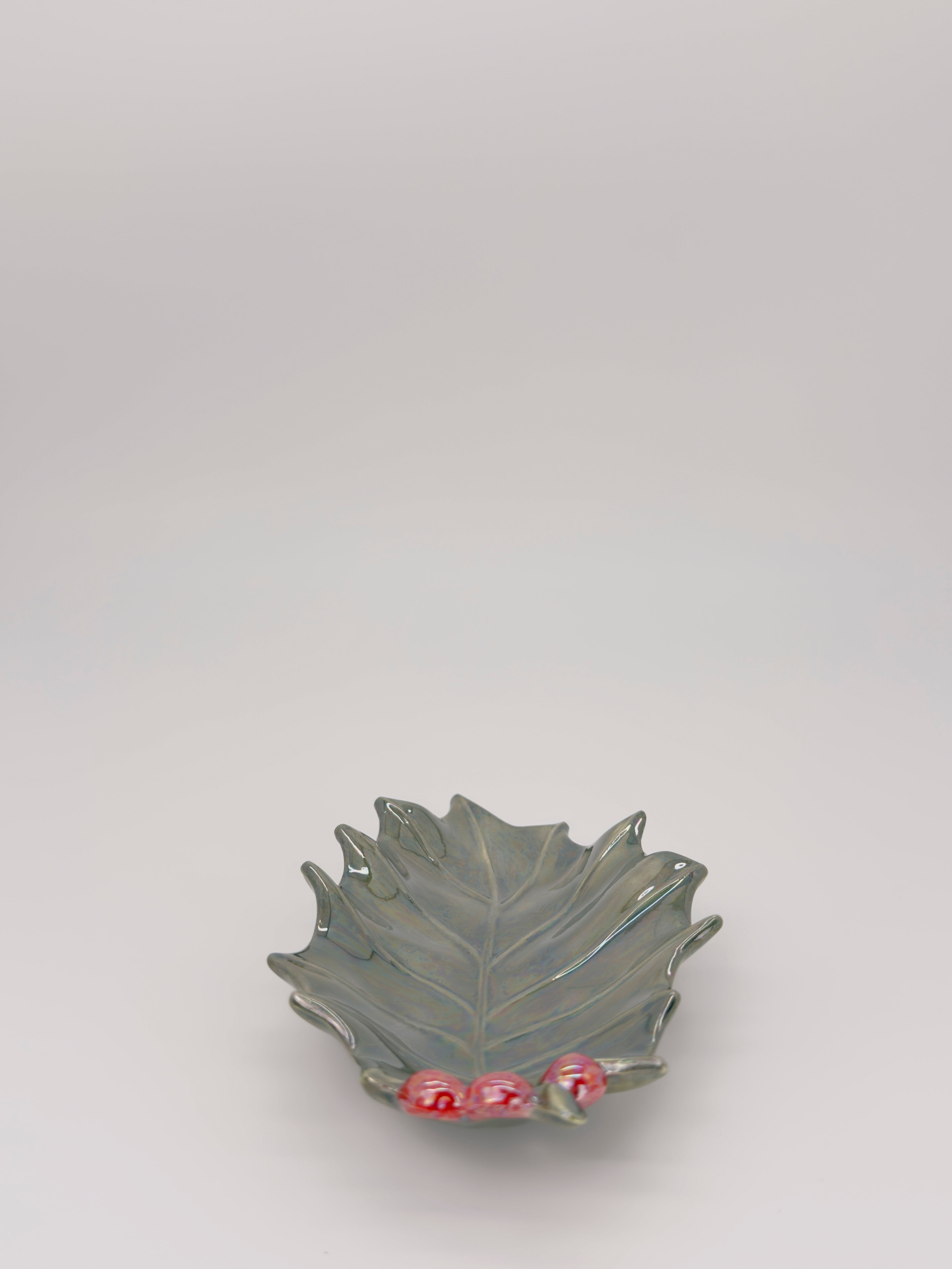 *Holly Leaf Dish
