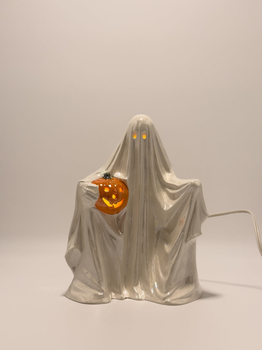 Sammy the Ghost (White Lustre)